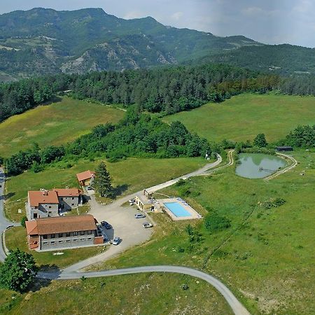 Gli Orzali Aparthotel Firenzuola Bagian luar foto