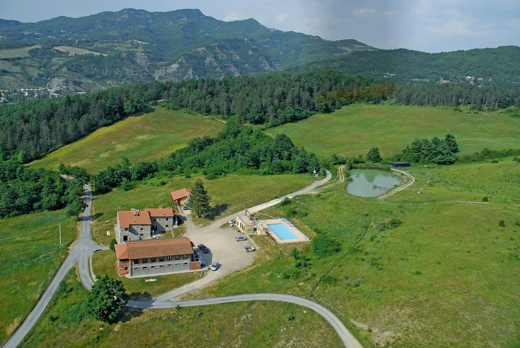 Gli Orzali Aparthotel Firenzuola Bagian luar foto